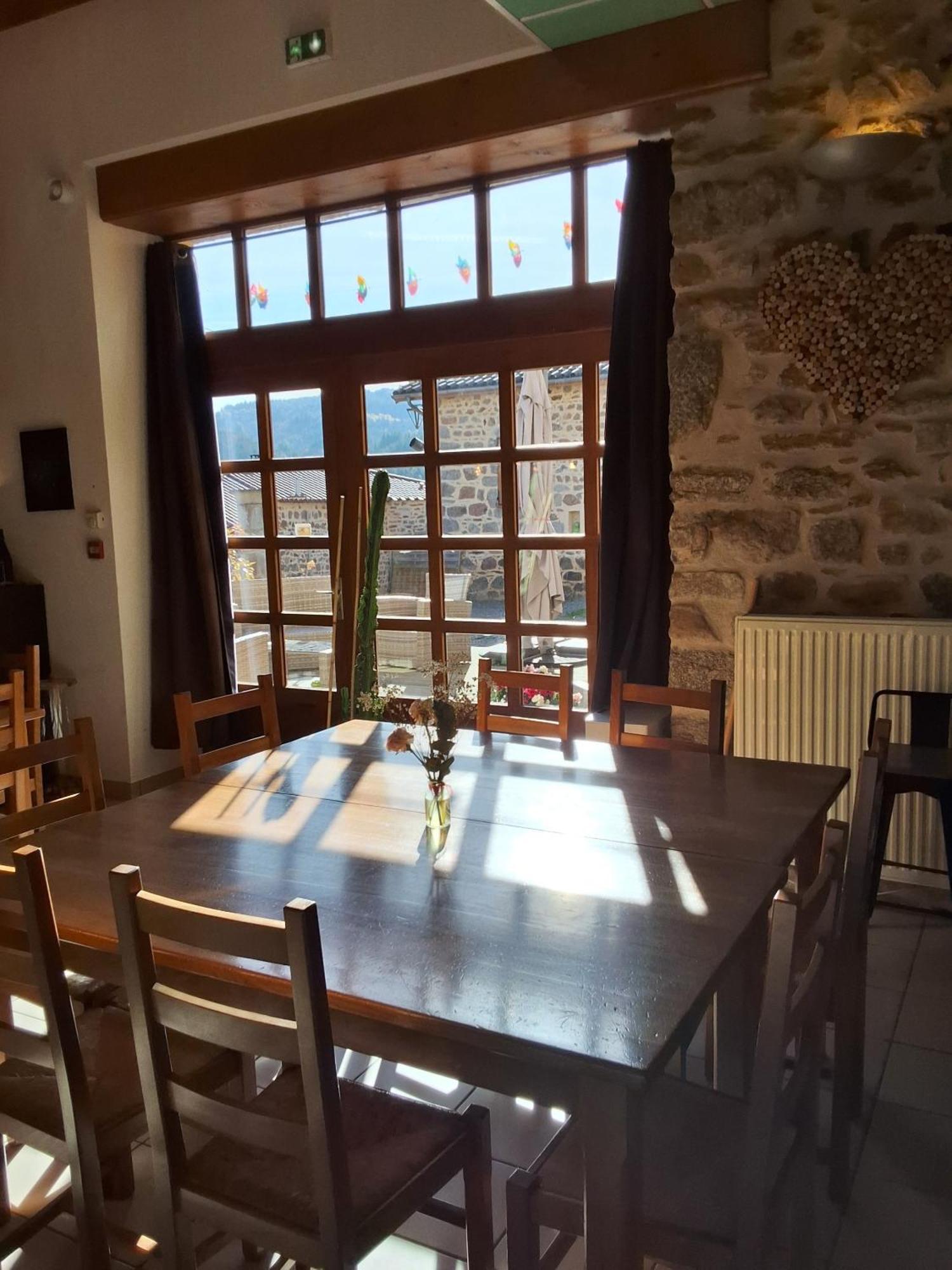 L'Auberge De La Source La Valla-sur-Rochefort Kültér fotó